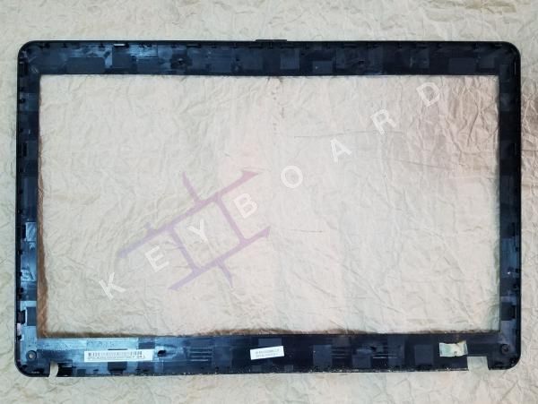 Рамка Emachines E440